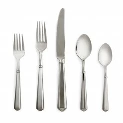 Brand new 🥰 Kate Spade Todd Hill™ 5-piece Flatware Set 👍