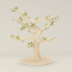 Brand new ⌛ Lenox Ivory Ornament Tree 🎉