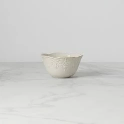 New 🧨 Lenox French Perle ™ Fruit Bowl 👍