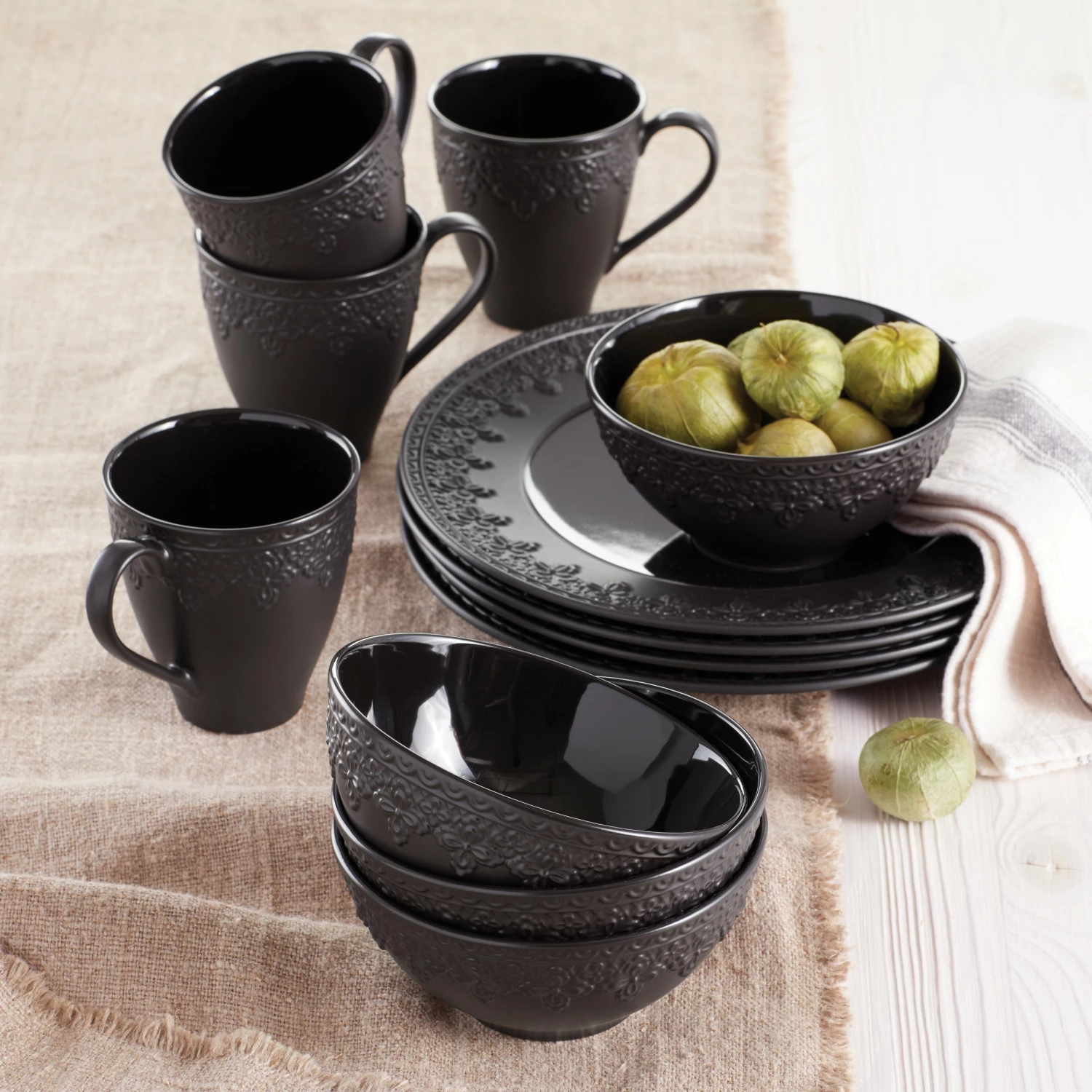 Deals π Lenox Chelse Muse Fleur Matte Black 4-Piece Bowl Set π€© 6 Deals π Lenox Chelse Muse Fleur Matte Black 4-Piece Bowl Set π€© - Image 4