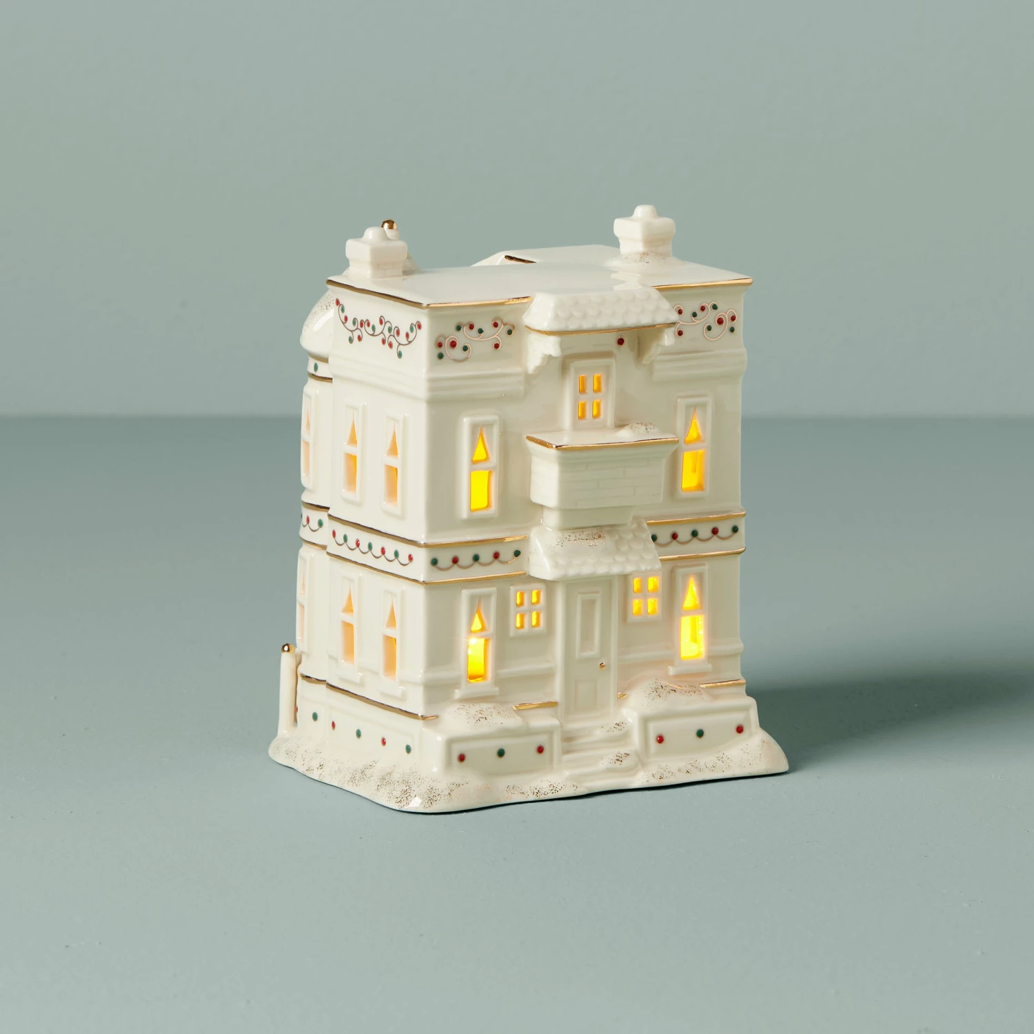 Brand new π Lenox Mistletoe Park Bed & Breakfast Figurine π 4 Brand new π Lenox Mistletoe Park Bed & Breakfast Figurine π - Image 2