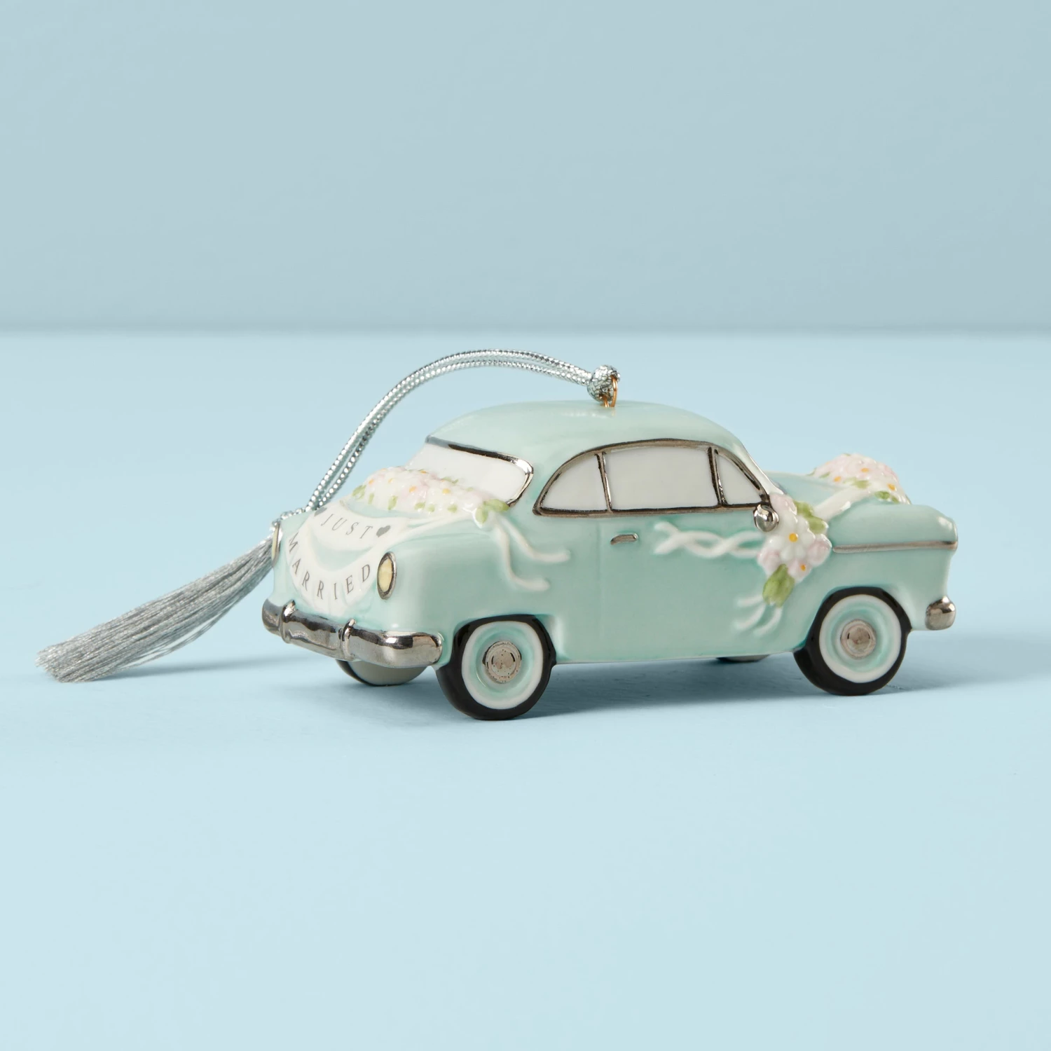 Cheapest 𧨠Lenox 2022 Just Married Vintage Car Ornament β 4 Cheapest 𧨠Lenox 2022 Just Married Vintage Car Ornament β - Image 2
