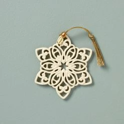Flash Sale 🔥 Lenox 2022 Snow Fantasies Snowflake Ornament ✨