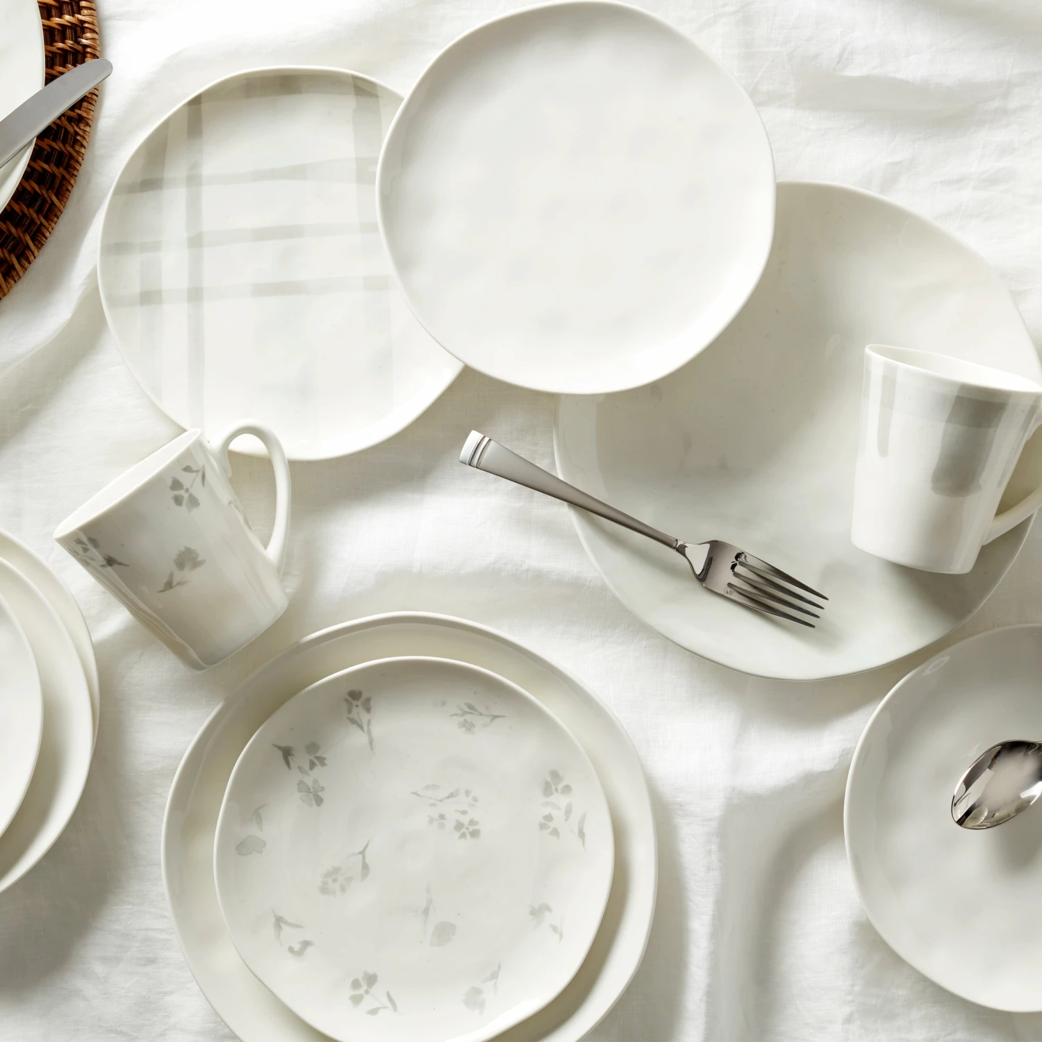 Hot Sale β€οΈ Lenox Bay Colors Accent Plates, Set of 4 π 4 Hot Sale β€οΈ Lenox Bay Colors Accent Plates, Set of 4 π - Image 2